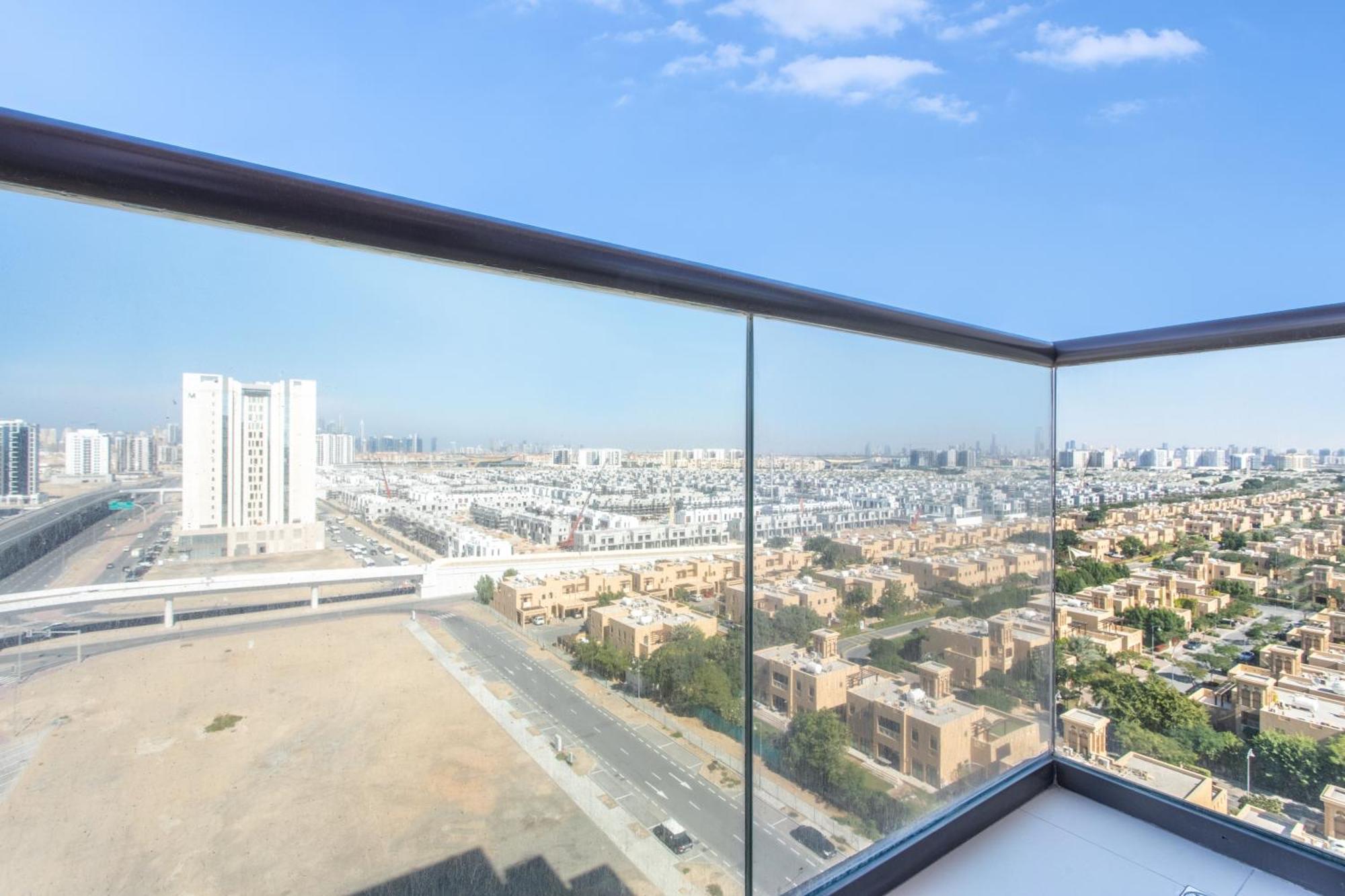 Icon Casa Living - Super Loft West Tower Apartment Dubai Bagian luar foto