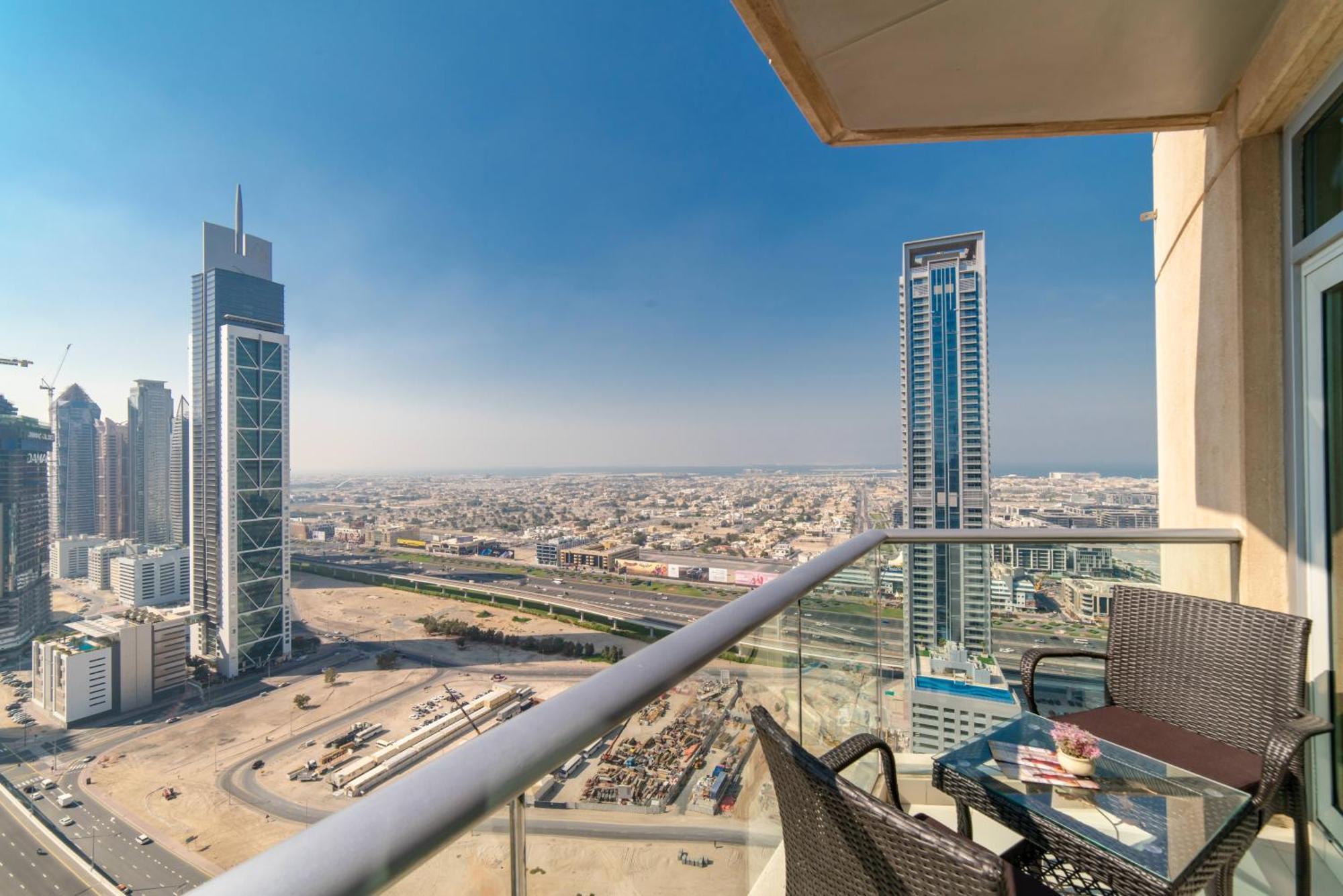 Icon Casa Living - Super Loft West Tower Apartment Dubai Bagian luar foto